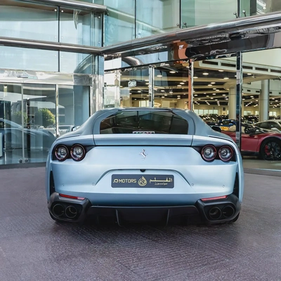 2018  FERRARI  812  SUPERFAST  DONE 5000KM-1
