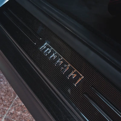 2018  FERRARI  812  SUPERFAST  DONE 5000KM-15