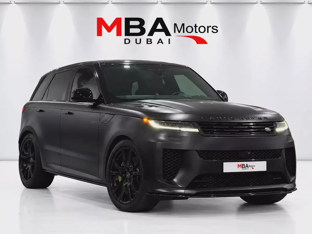 2025 Range Rover Sv  - 21,000 kms-1-1