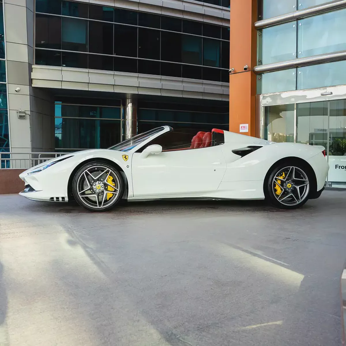 2021  FERRARI F8 SPIDER  DONE ONLY 7000KM-7-7