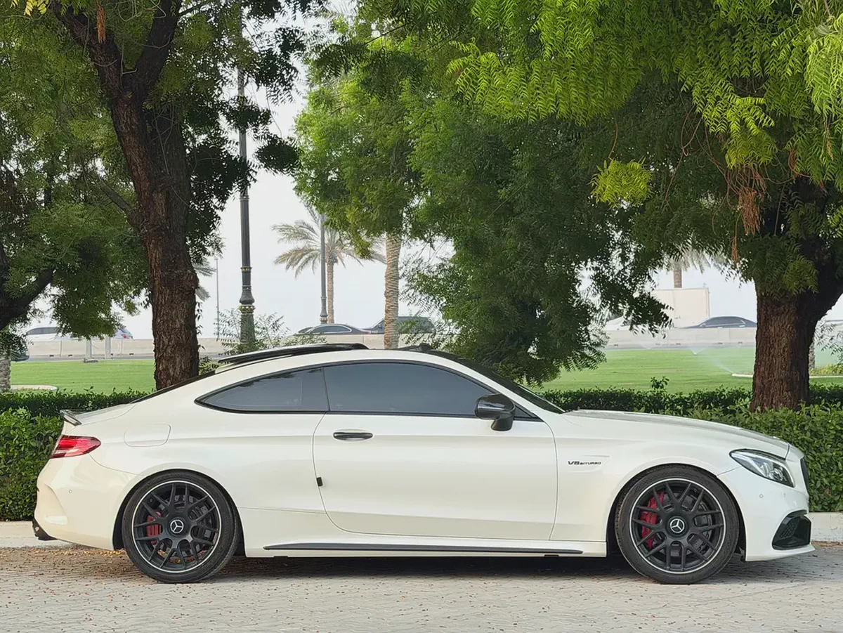 Mercedes-Benz C63 S AMG 2017 | Korean Specs | Performance & Luxury-4-4