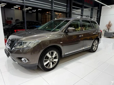 Nissan Pathfinder SV 2016 GCC Specs - original paint-0