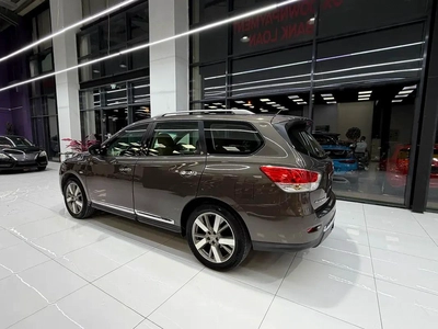 Nissan Pathfinder SV 2016 GCC Specs - original paint-8