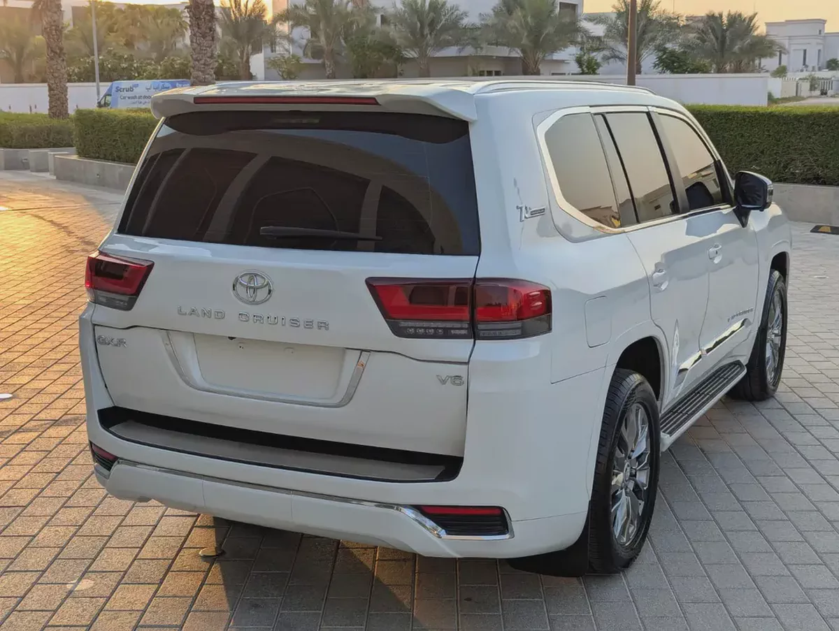 Toyota Land Cruiser GXR 2015 | GCC Specs | Facelifted 2025 Full Option V6 Engine | Excellent Conditi-10-10