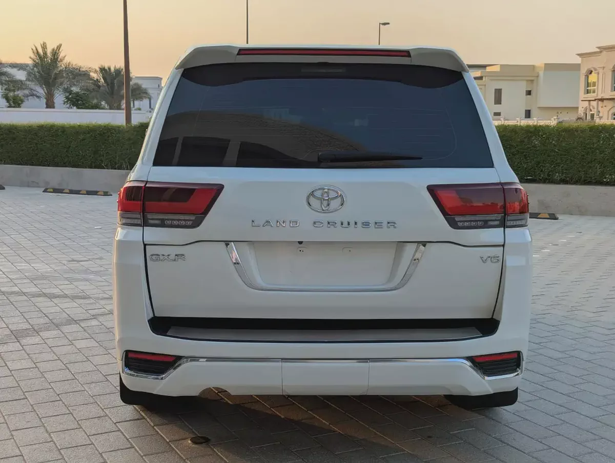 Toyota Land Cruiser GXR 2015 | GCC Specs | Facelifted 2025 Full Option V6 Engine | Excellent Conditi-3-3