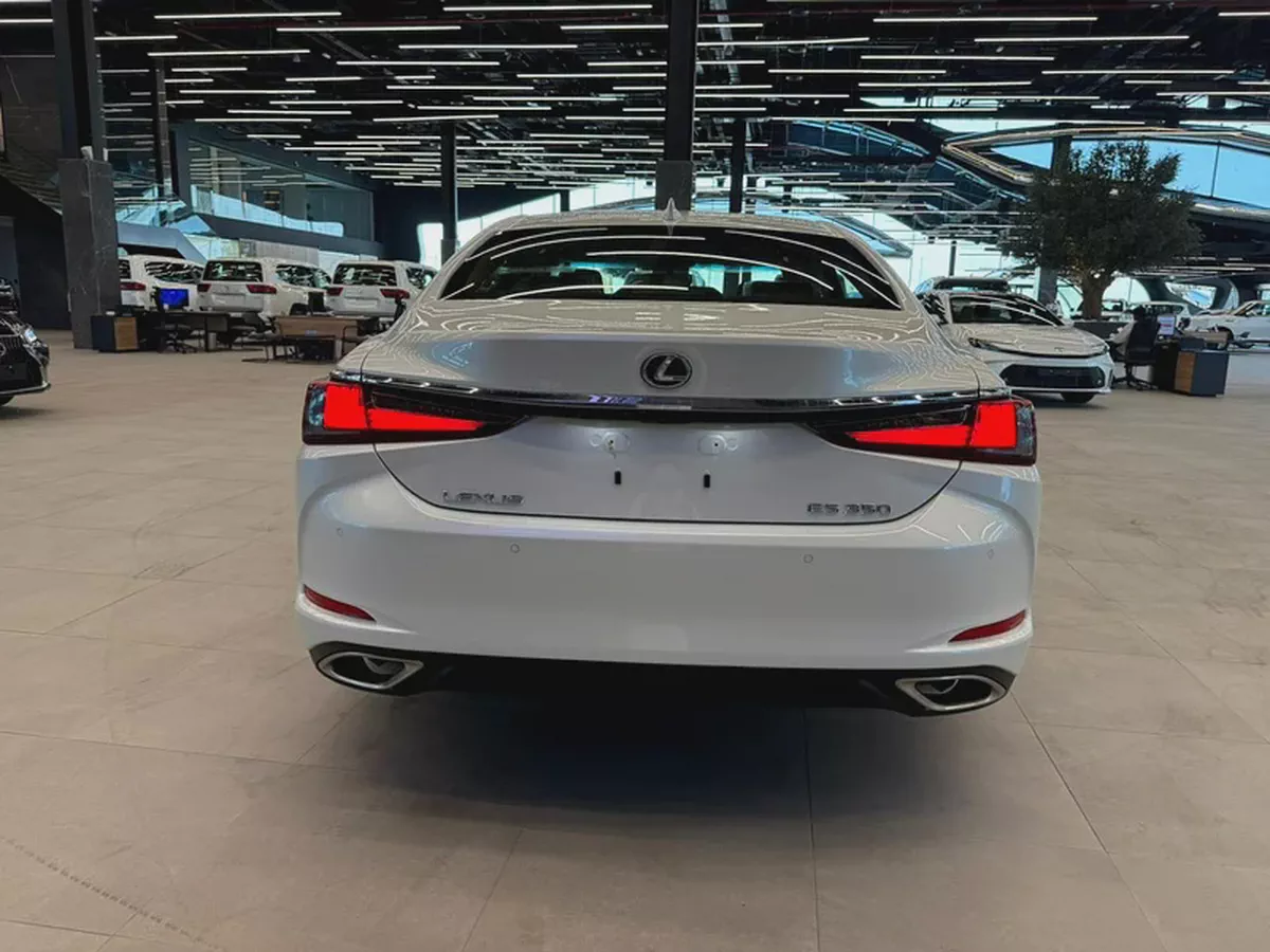 لكزس ES 350 بريمير - موديل 2025 - ضمان الوكيل-5-5