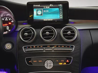 MERCEDES-BENZ E200 | 2019 | GCC | 2.0L TURBO | GCC-12