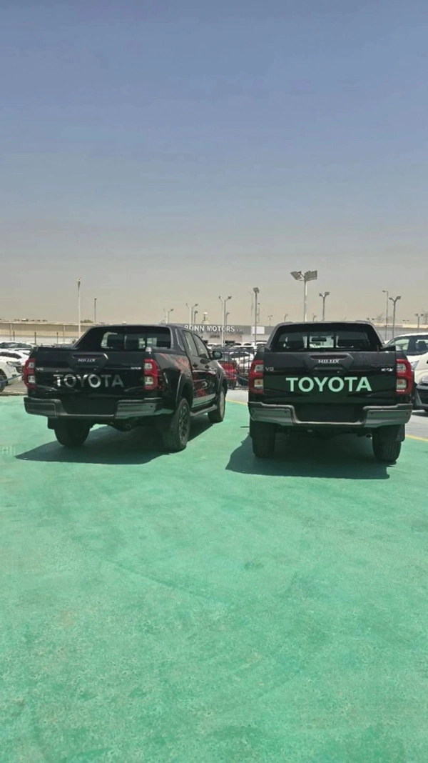 Toyota Hilux ADVENTURE 4.0L V6 PETROL 2025 GCC
