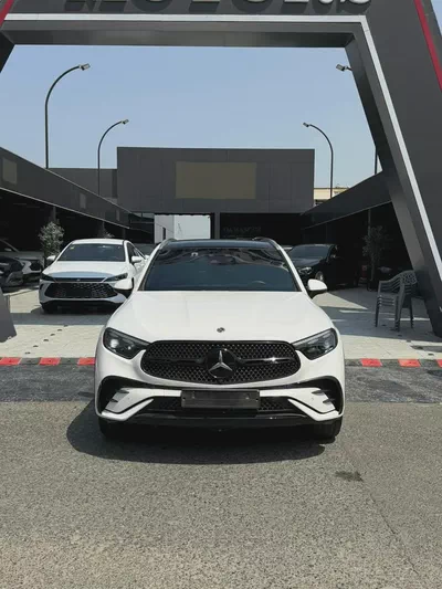 Mercedes-Benz GLC 300 4MATIC | 2024 | Korean Import | White-2