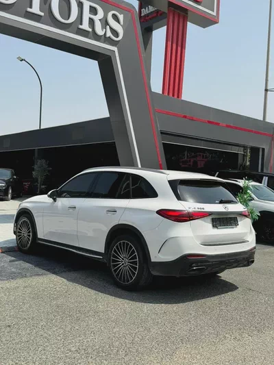 Mercedes-Benz GLC 300 4MATIC | 2024 | Korean Import | White-4