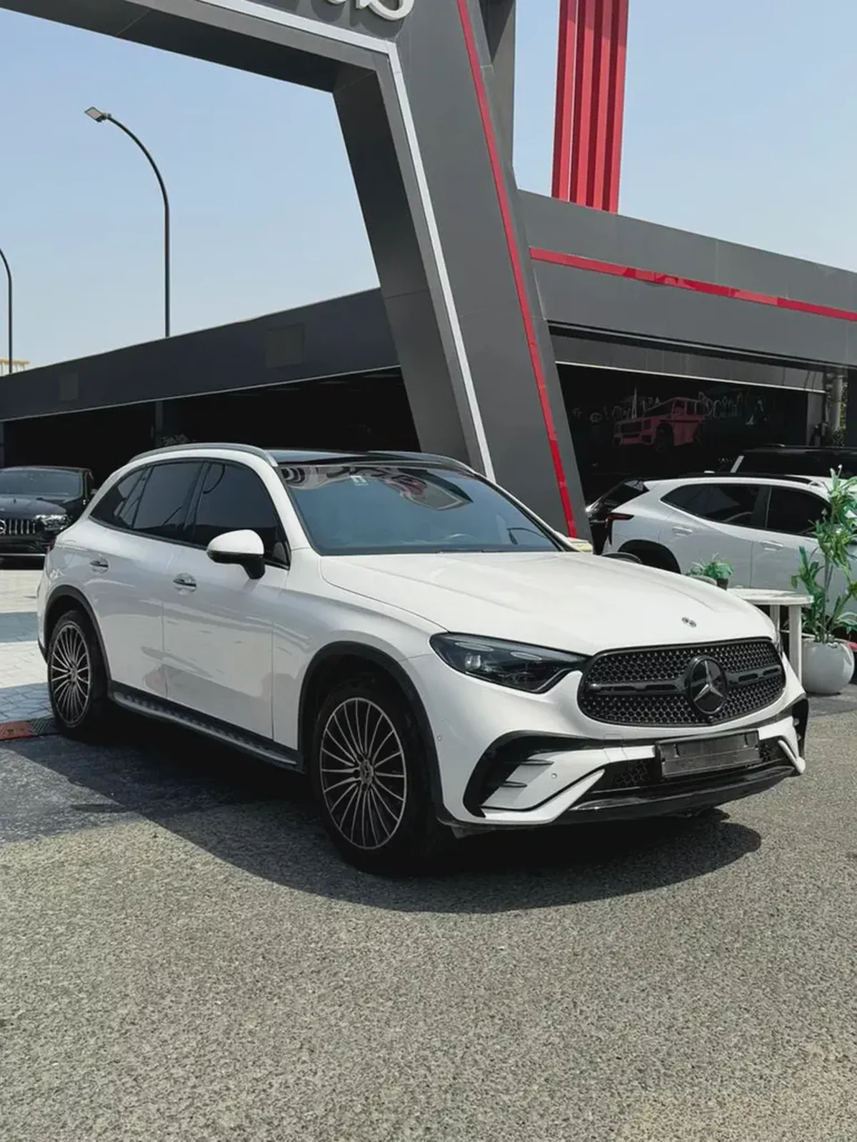 Mercedes-Benz GLC 300 4MATIC | 2024 | Korean Import | White-1-1