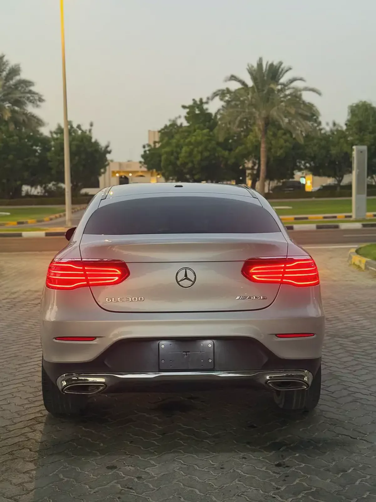 2018 Mercedes-Benz GLC 300 Coupe - Sporty Luxury-12-12