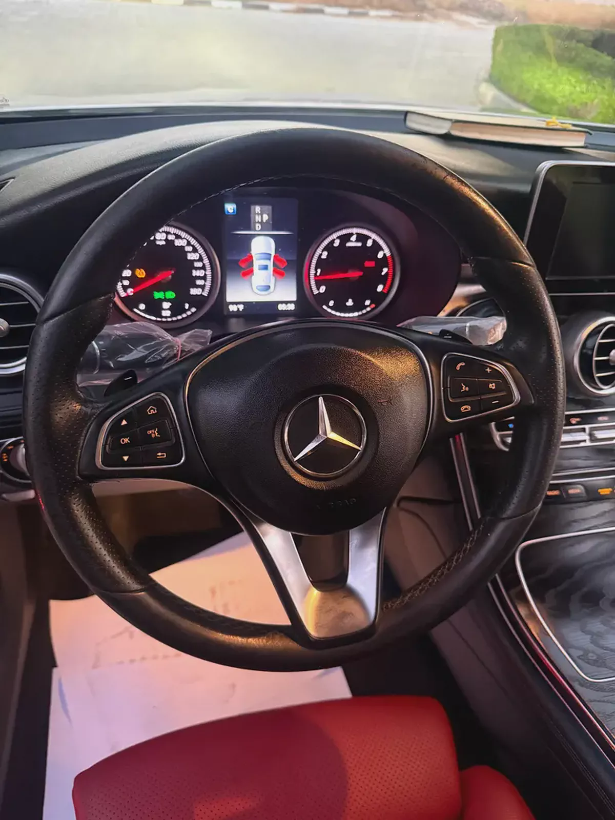 2018 Mercedes-Benz GLC 300 Coupe - Sporty Luxury-19-19