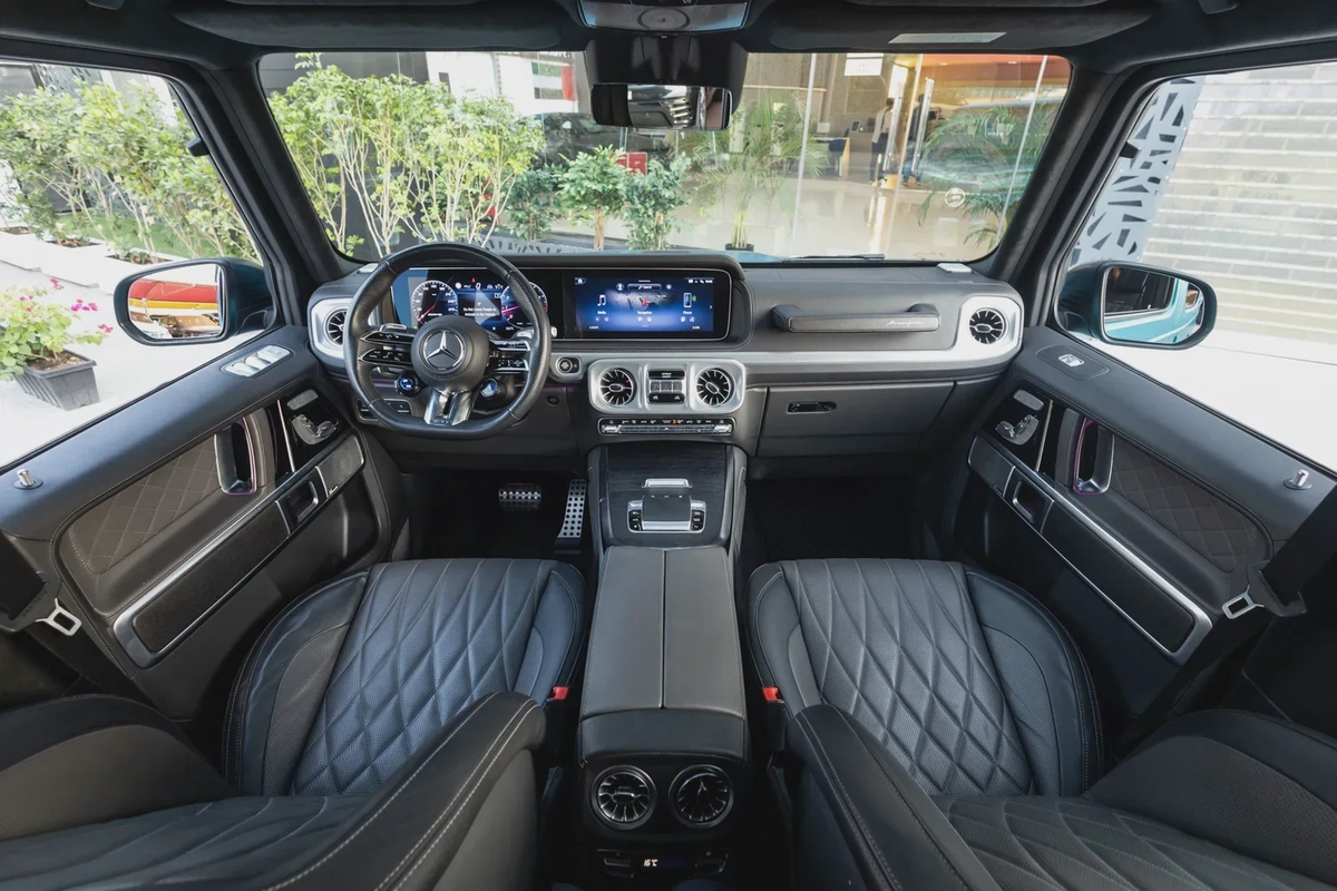 Mercedes-Benz G-Class 63 AMG 2025-2-2