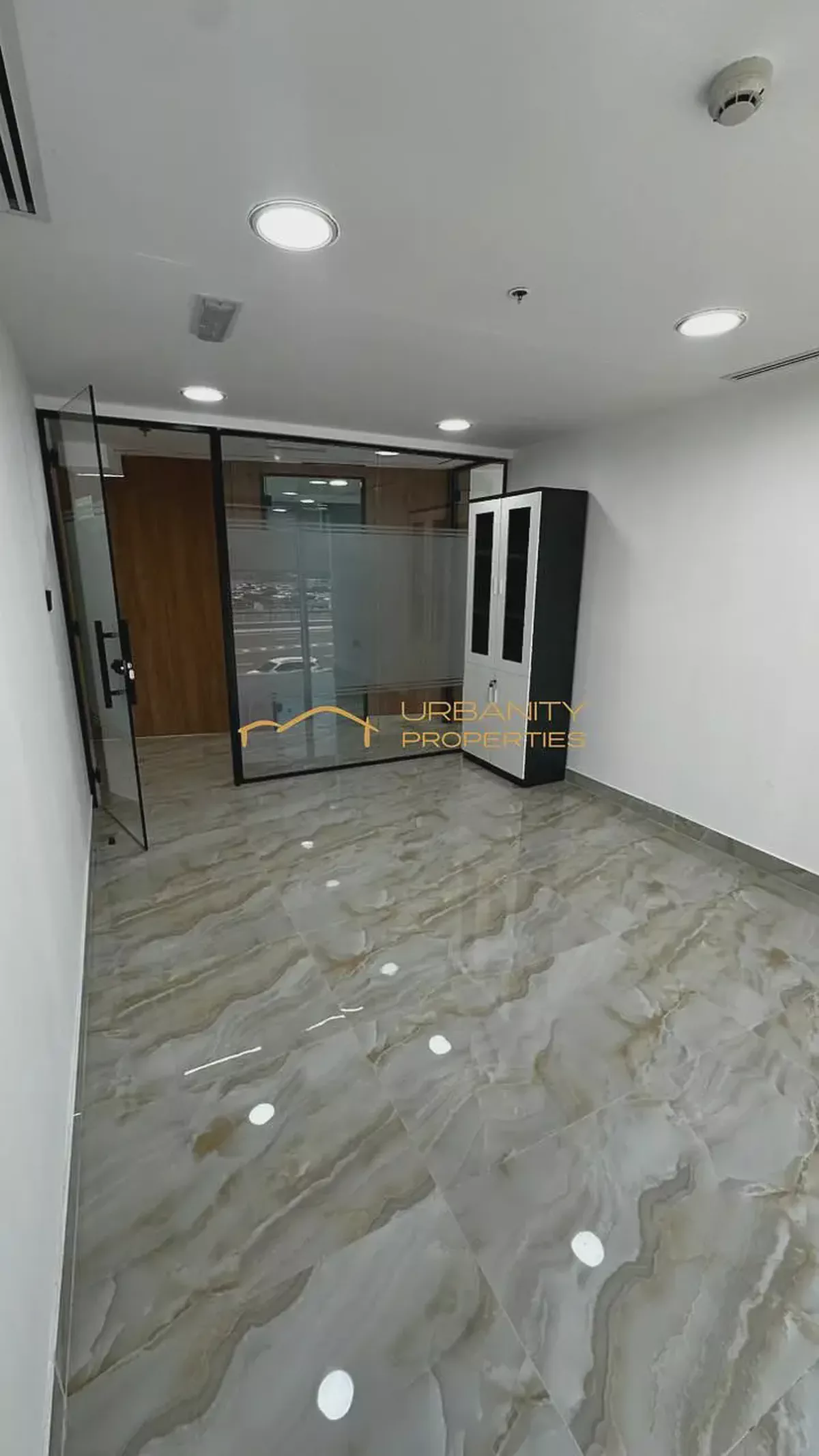 Ready Office Space | Prime Commercial Location | Business Bay-3-3