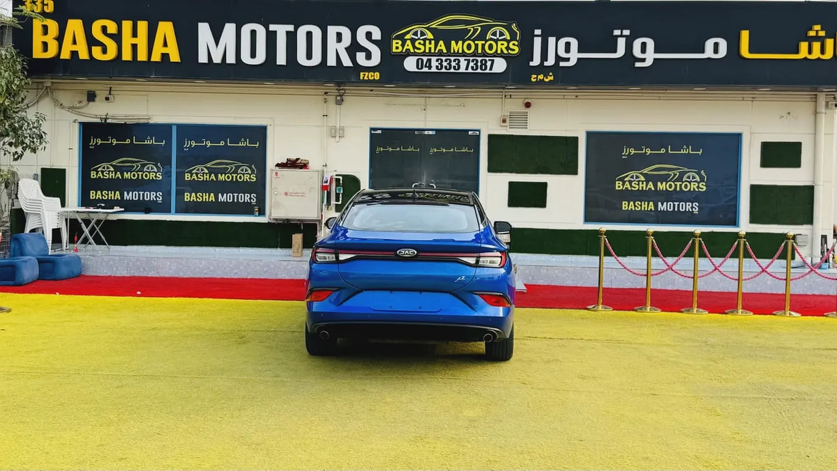 JAC J7 Luxury 2023 - GCC Specs - Pristine Condition-5-5