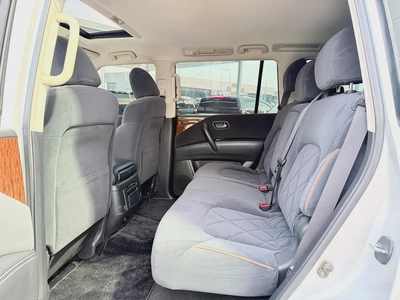 نيسان باترول SE V6 فضي / اسود خليجي Nissan Patrol SE V6 2018 - GCC Specs - Excellent Condition-7