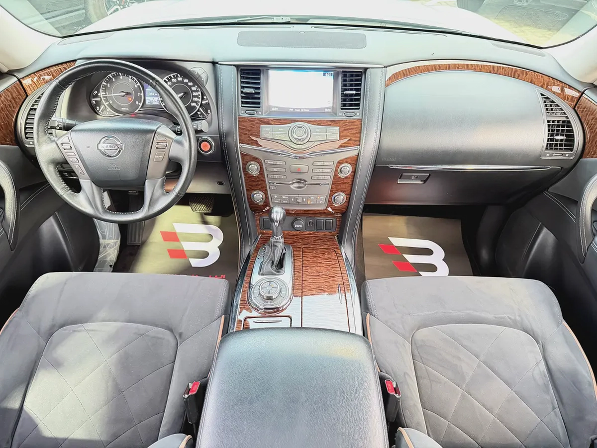 نيسان باترول SE V6 فضي / اسود خليجي Nissan Patrol SE V6 2018 - GCC Specs - Excellent Condition-8-8
