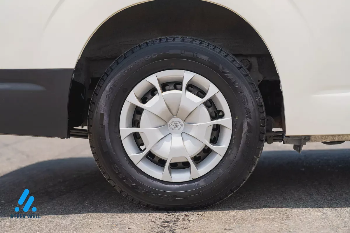 2020 Toyota Hiace GL H300 3.5L Petrol Manual 13-Seater Passenger Van | GCC Specs-18-18
