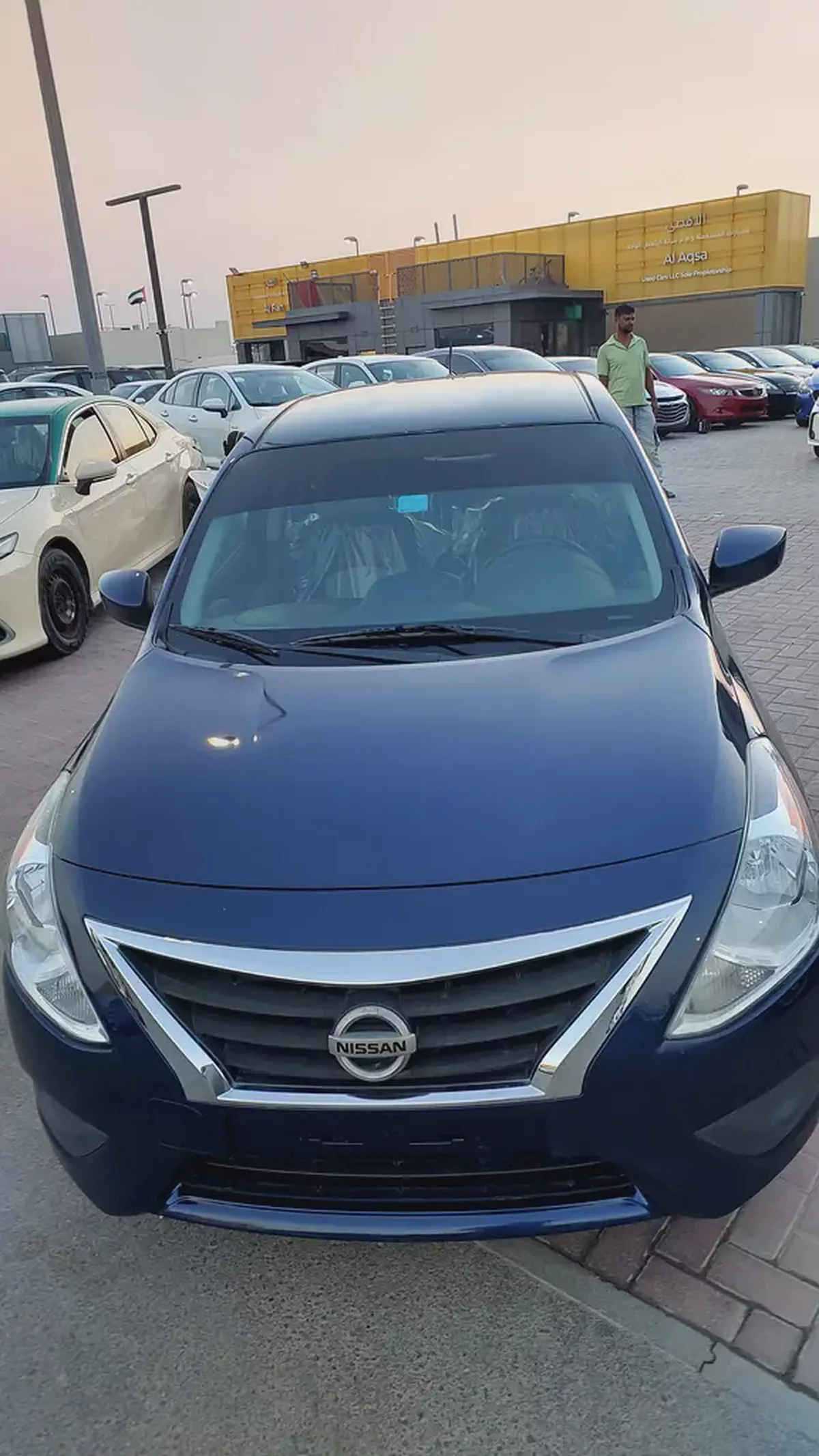 Nissan Versa SV 2019 American Specs-15-15