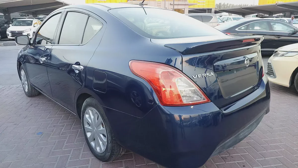 Nissan Versa SV 2019 American Specs-8-8