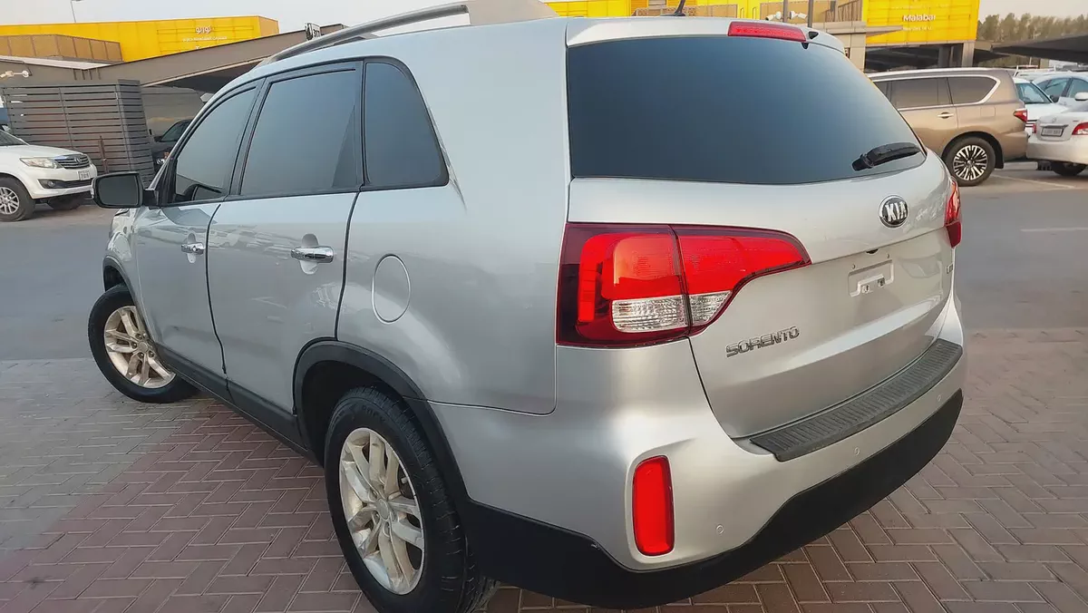 Kia Sorento GT-Line 2015 GCC Specs-8-8