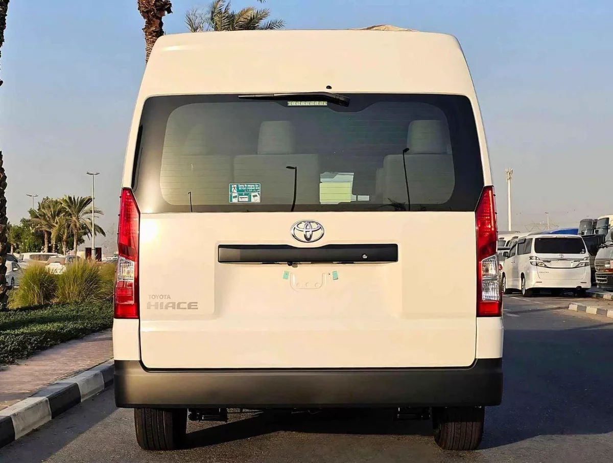 Toyota Hiace GL TOYOTA HIACE HIGHROOF DX  M/T / 2.8L V4 DIESEL BLACK BUMPER / DVD CAMERA  (CODE # HRDMDA )-5-0