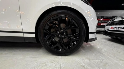 AED 1604/M | Velar P380 R Dynamic | GCC Specs | Warranty-4