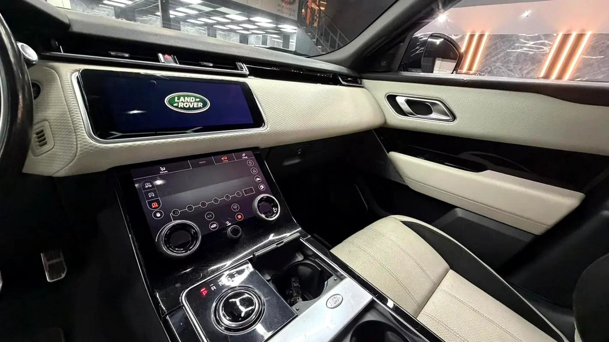 AED 1604/M | Velar P380 R Dynamic | GCC Specs | Warranty-3-3