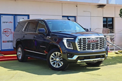 GMC YUKON DENALI- ONLY 4,000 AED PER MONTH AVAILABLE ON ZERO DOWNPAYMENT BANK FINANCE AND CASH-2