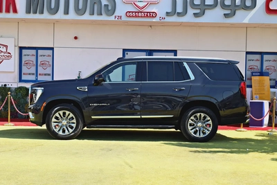 GMC YUKON DENALI- ONLY 4,000 AED PER MONTH AVAILABLE ON ZERO DOWNPAYMENT BANK FINANCE AND CASH-3