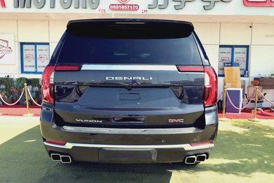 GMC YUKON DENALI- ONLY 4,000 AED PER MONTH AVAILABLE ON ZERO DOWNPAYMENT BANK FINANCE AND CASH-18