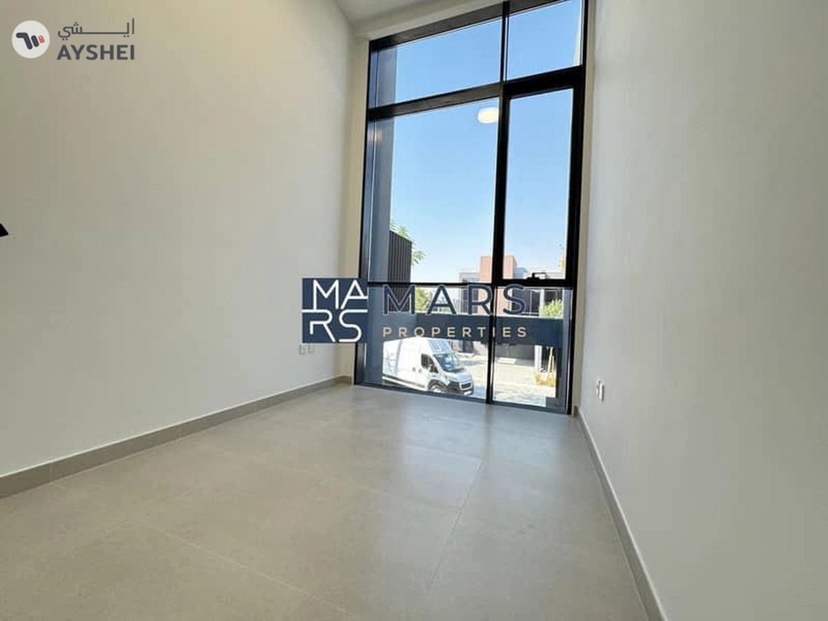 | Ready to Move | Luxury Villa | Green Community