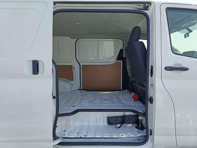Toyota Hiace CARGO LOW ROOF TOYOTA HIACE CARGO LOW ROOF || 3.5L PETROL A/T V6 (CODE # HCLRAE)-22