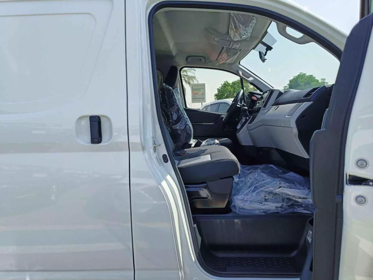 Toyota Hiace CARGO LOW ROOF TOYOTA HIACE CARGO LOW ROOF || 3.5L PETROL A/T V6 (CODE # HCLRAE)-12-0