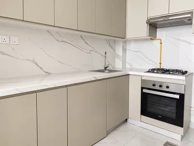 Furnished 1 BHK | Prime Location | Mid Floor-8