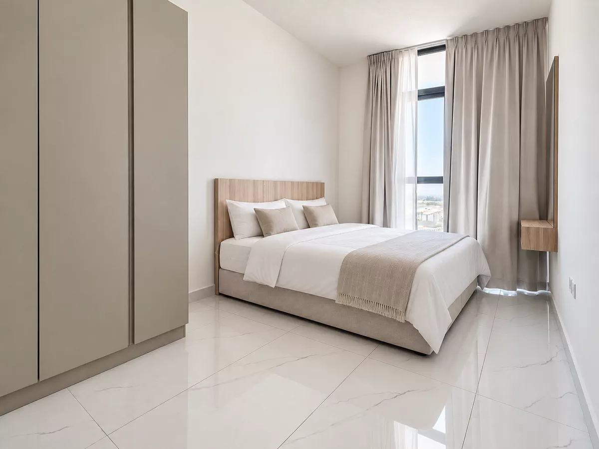 Furnished 1 BHK | Prime Location | Mid Floor-2-2