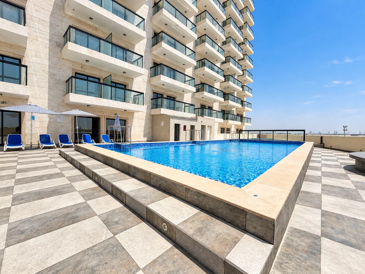 Furnished 1 BHK | Prime Location | Mid Floor-1-1