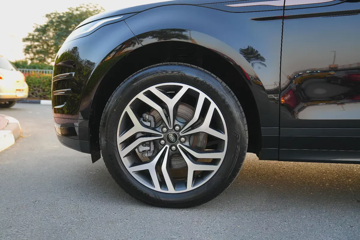 RANGE ROVER EVOQUE SE P250 DYNAMIC 2025!! FIVE YEARS WARRANTY!! THREE YEARS SERVICE CONTRACT-19-19