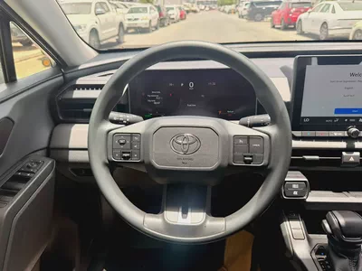 Toyota Rav 4 2.5L Hybrid 2026, GCC Specs-16