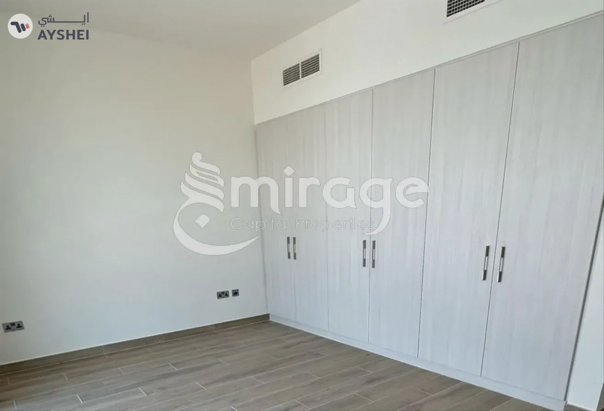 TOWNHOUSE FOR SALE IN NOYA 1, NOYA