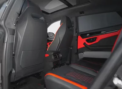2025 URUS SE HYBRID | STYLE PACKAGE | NEW REAR DIFFUSER  AERO LIP | FULL OPTIONS | JAPANESE SPE-14