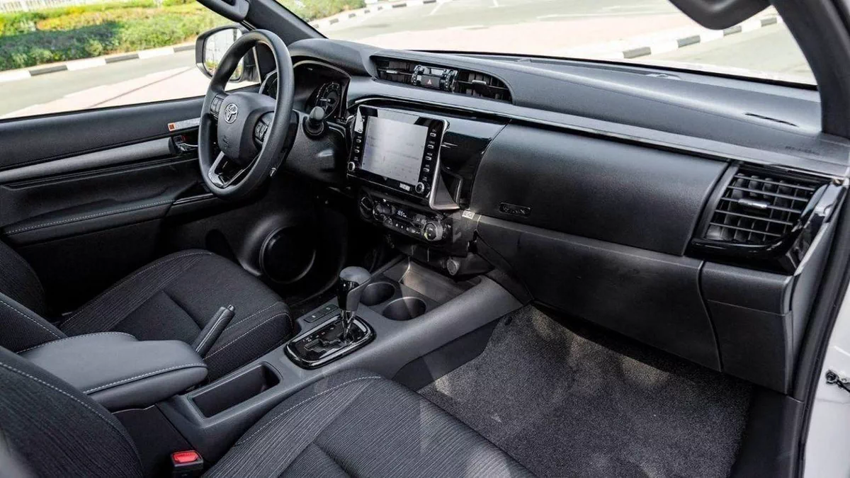 Toyota Hilux ADVENTURE TOYOTA HILUX DC ADVENTURE 2.8D AT 4X4 MY2025-14-0