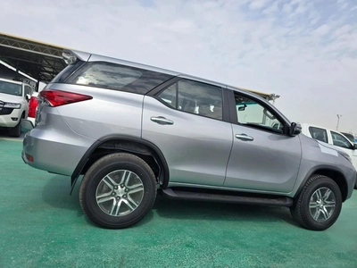 Toyota Fortuner Toyota Fortuner 2.7L 4-Cylinder – 2026 – GCC Specs-4