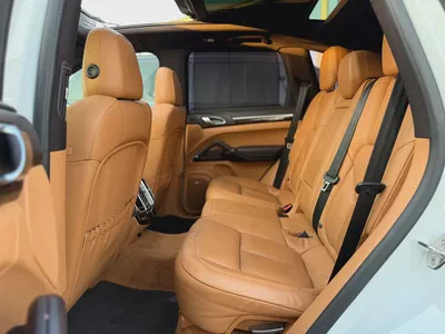 Porsche Cayenne S 2015 GCC Specs Full Service History-15