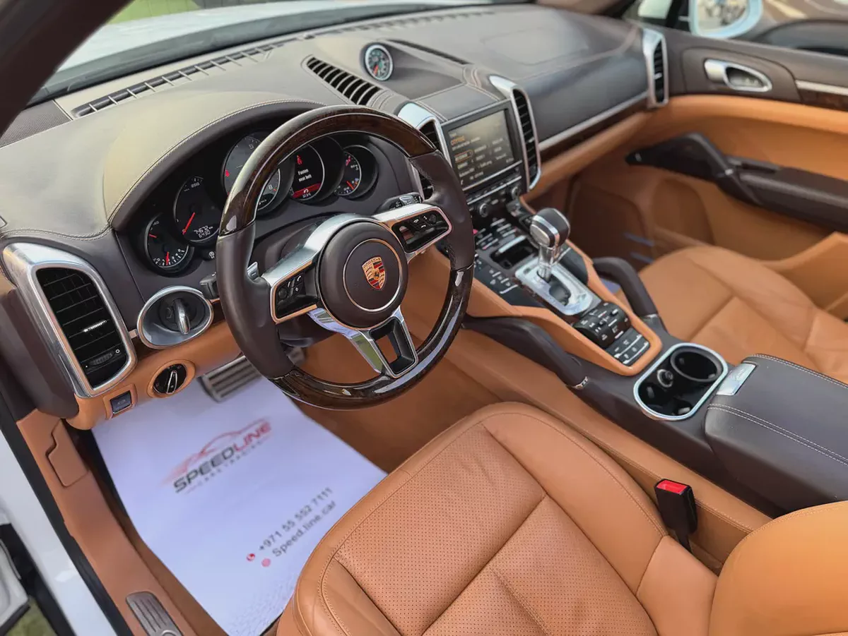 Porsche Cayenne S 2015 GCC Specs Full Service History-7-7
