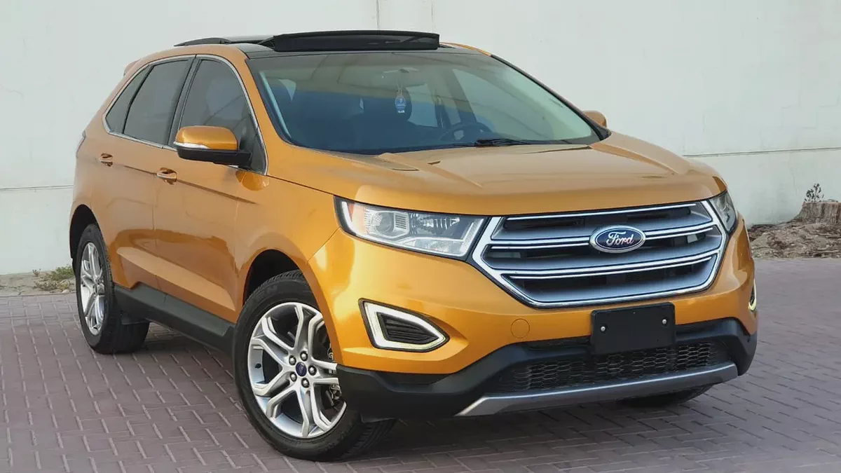 FORD EDGE TITANIUM AWD - GCC SPECS - UNDER WARRANTY - ACCIDENT FREE - EXCELENT CONDITION --1-1