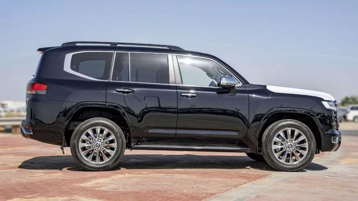 Toyota Land Cruiser VXR TOYOTA LC300 3.5L VX-R 10-AT MY25-2-0