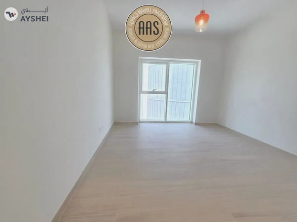 Huge size 1bhk 2baths in 95k balcony wardrobes 1parking free