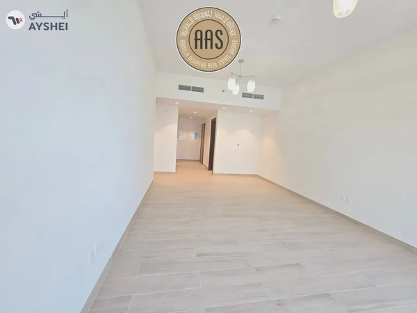 Huge size 1bhk 2baths in 95k balcony wardrobes 1parking free